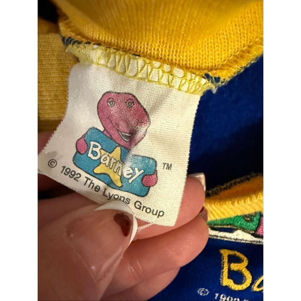 Vintage 1992/1993 Barney Colorblock Crewneck Toddler 3T - Picture 4 of 4